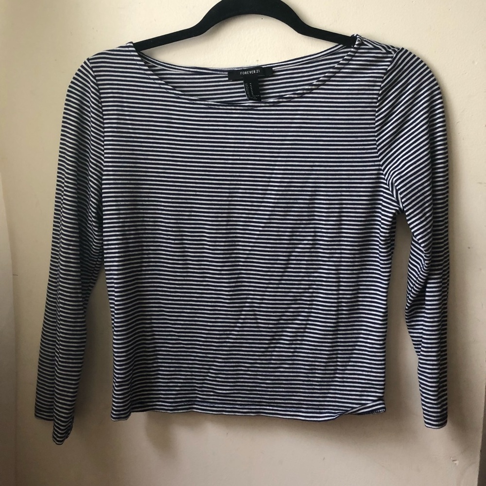 Long sleeve crop top!